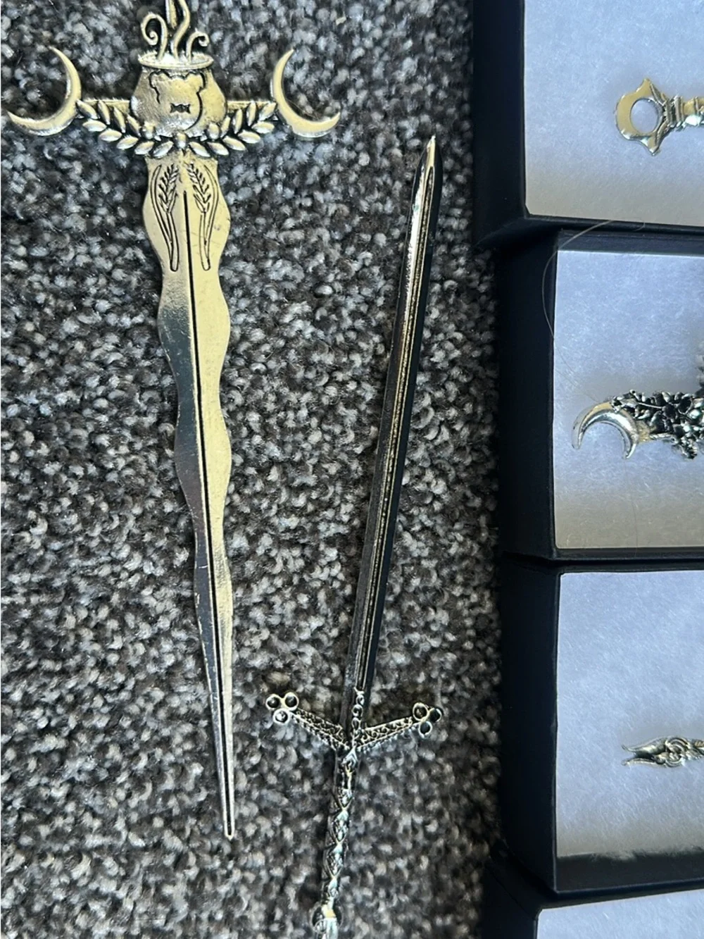 Medievi Silver Decorative Mini Sword hair pins